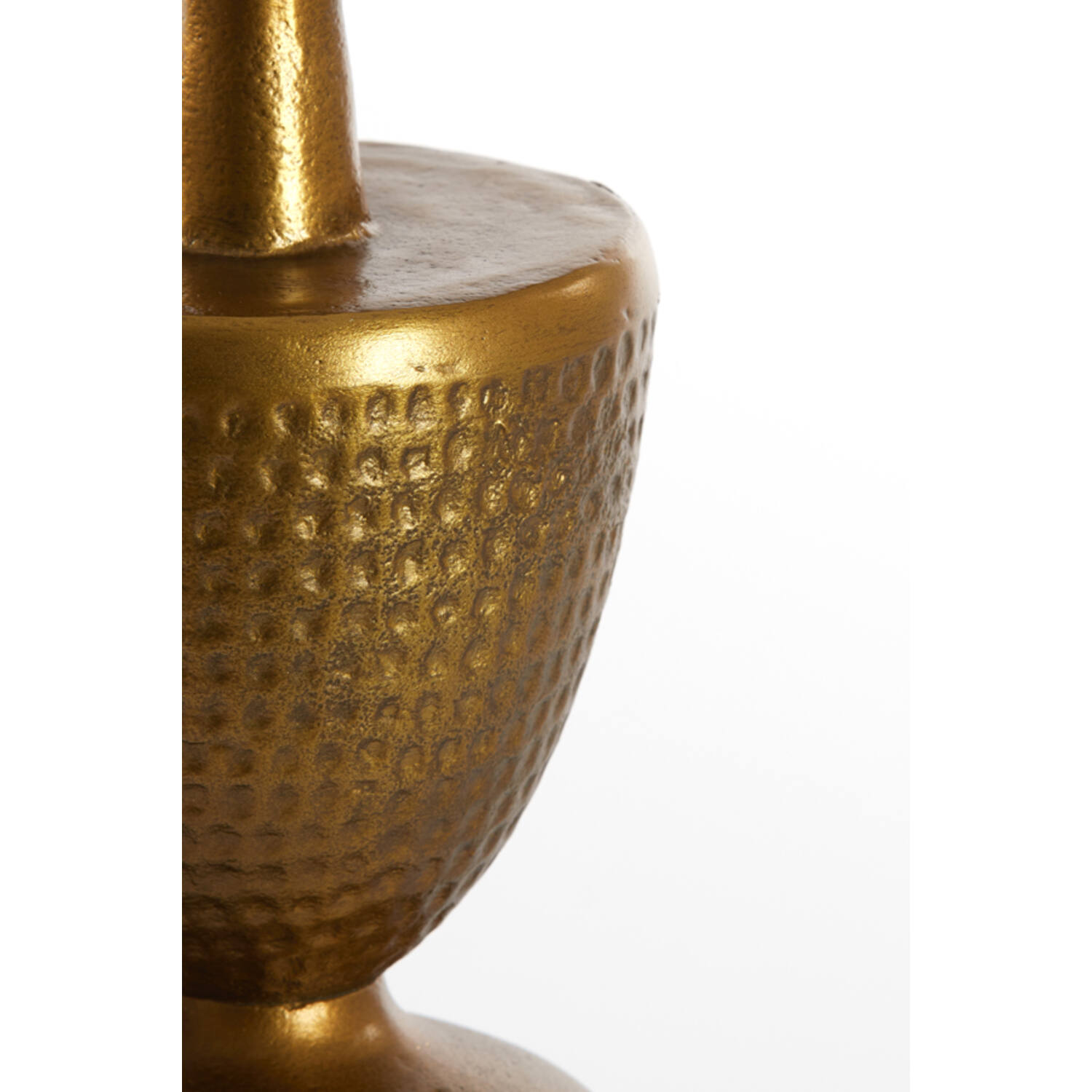 Lámpara de mesa clásica dorada con patrón de bola de golf Light and Living Smith - Imagen 3