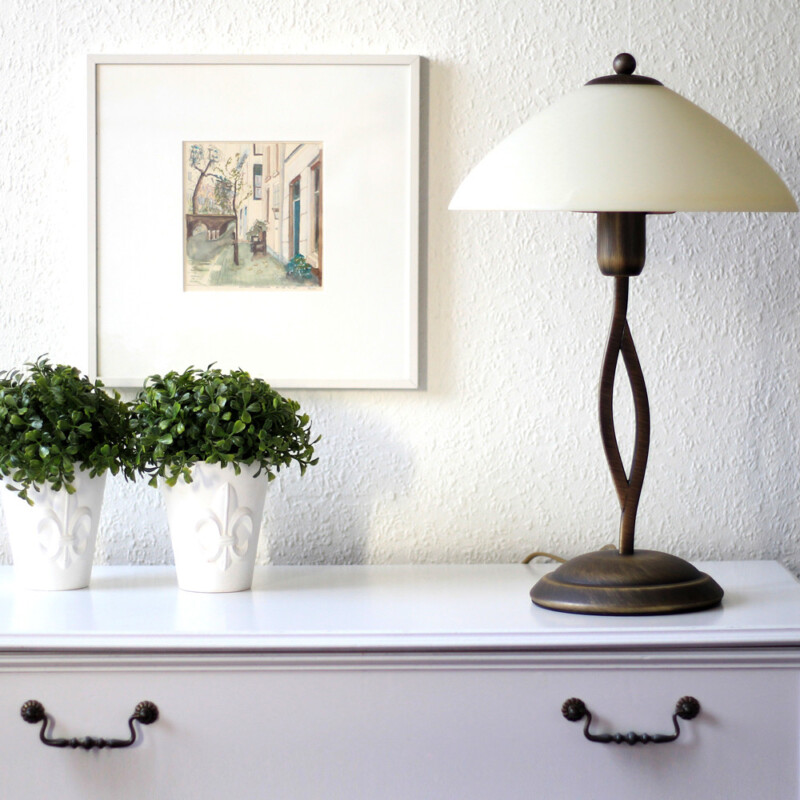 Lámpara de mesa de bronce con pantalla de vidrio marmolado torcido Steinhauer Capri - Imagen 4