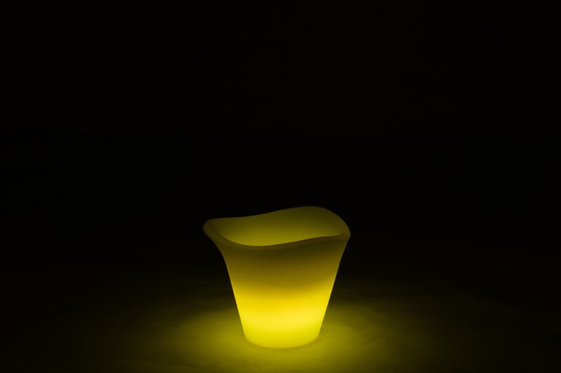 lampara-de-mesa-moderna-blanca-de-vidrio-opalino-jolipa-ice-bucket-20271-7