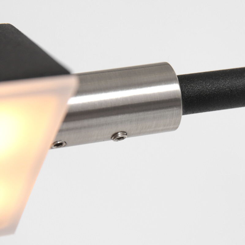 Lámpara de pie negra orientable Steinhauer Retina - Imagen 10
