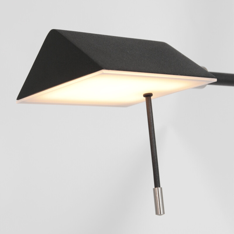 Lámpara de pie negra orientable Steinhauer Retina - Imagen 4