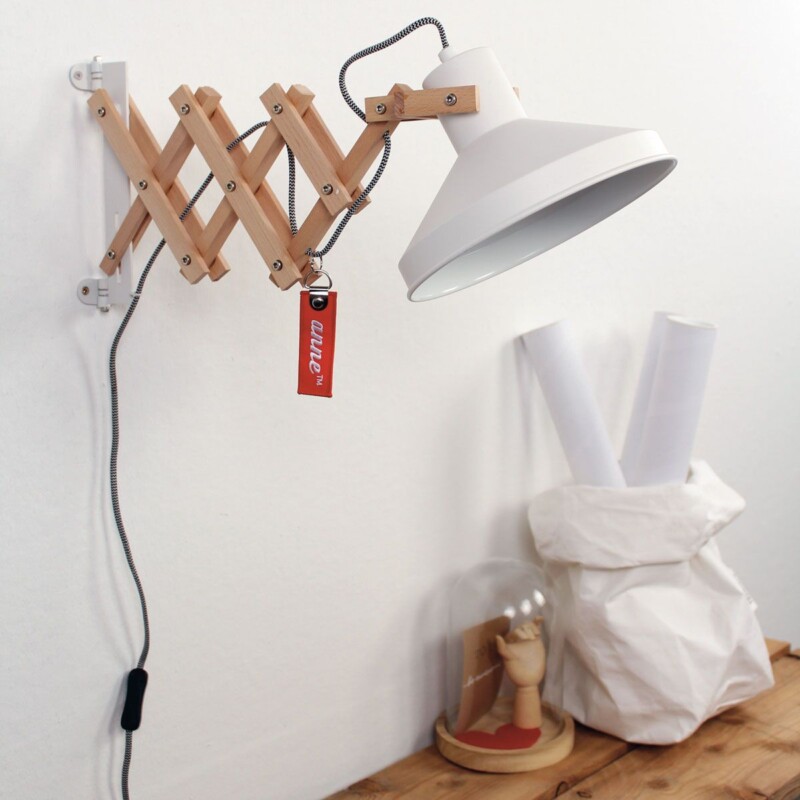 Aplique de pared escandinava de metal y madera natural Anne Light & Home Woody - Imagen 4