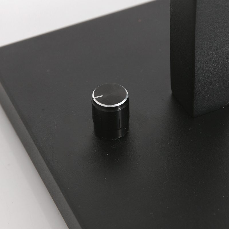 Pequeña lámpara de mesa moderna Steinhauer Stang - Imagen 12