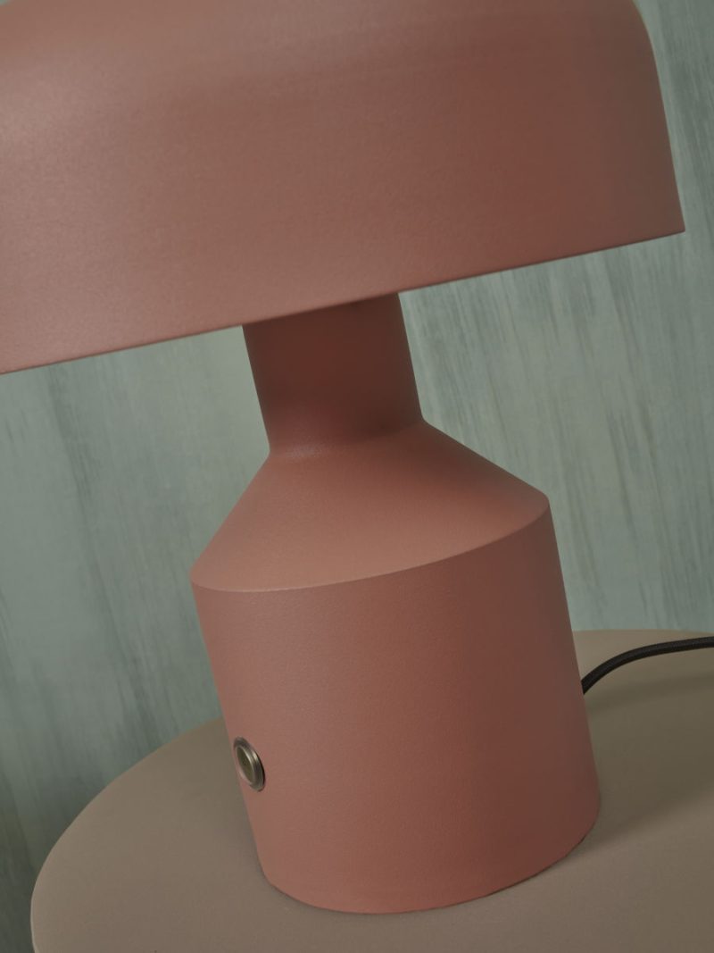 Lámpara de mesa retro de metal naranja It's About RoMi Porto - Imagen 6