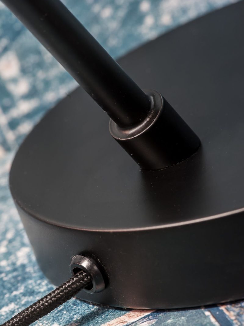 Lámpara de mesa retro de metal negro It's About RoMi Valencia - Imagen 5