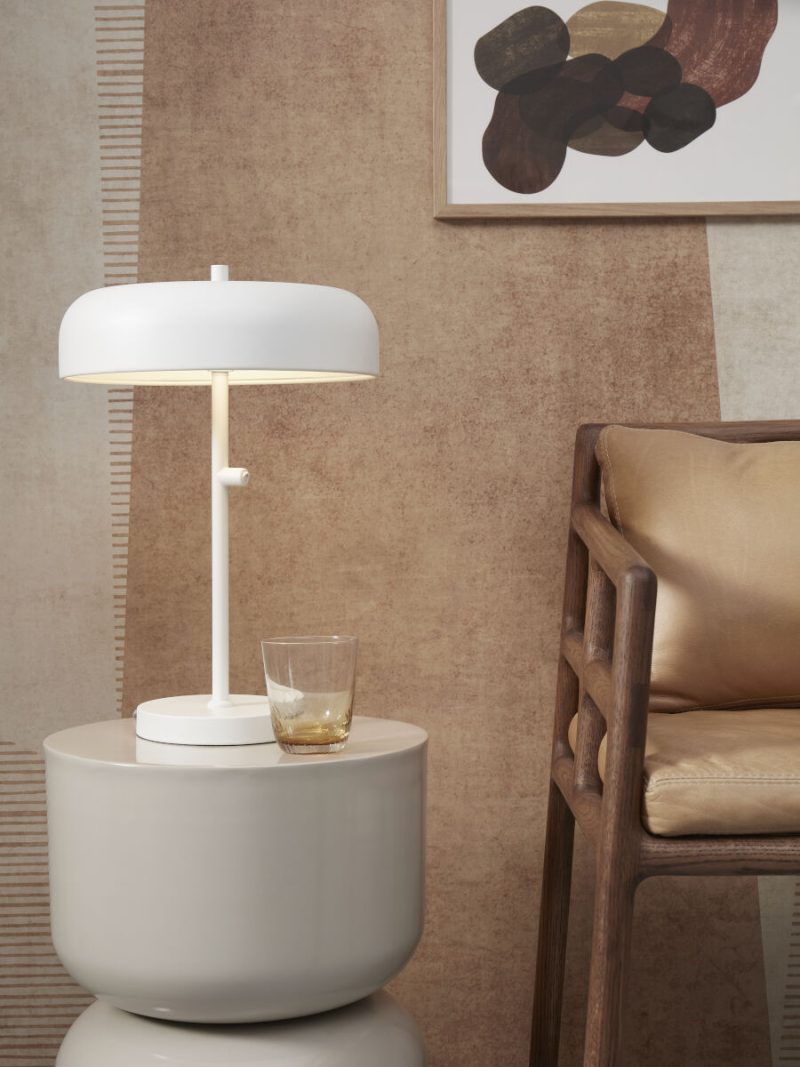Lámpara de mesa retro metálica blanca It's About RoMi Porto - Imagen 2