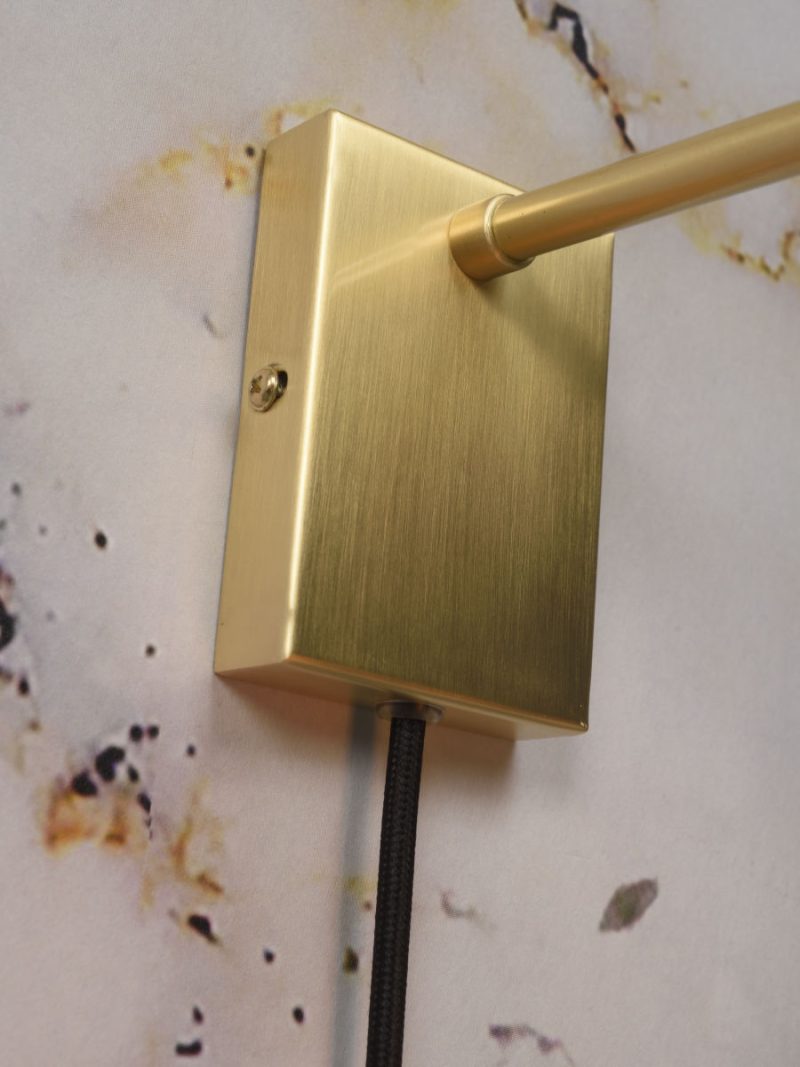 Lámpara de pared polivalente de metal dorado It's About RoMi Madrid - Imagen 6