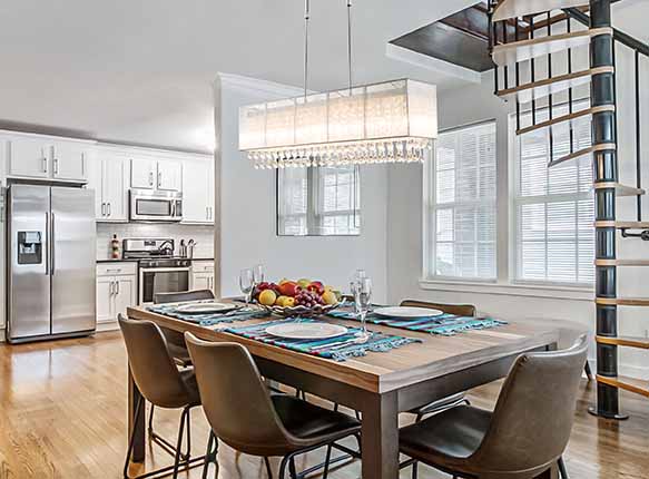 Lámpara colgante clásica de metal cromado Globo Sierra - Imagen 3