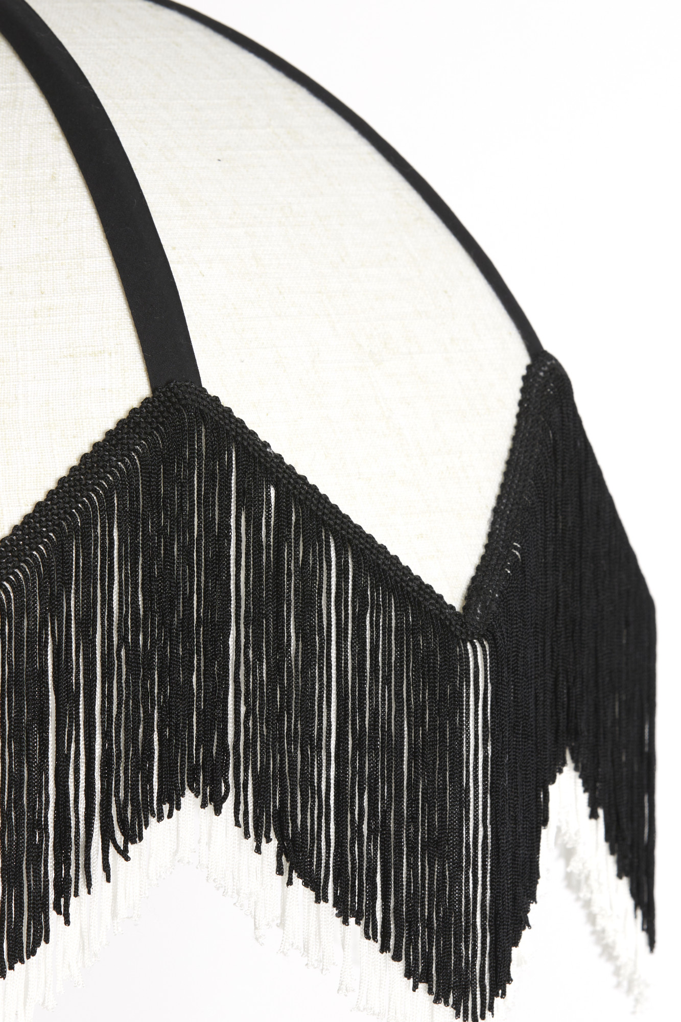 Suspensión con flecos negros y diseño elegante Light & Living Sulina - Imagen 4