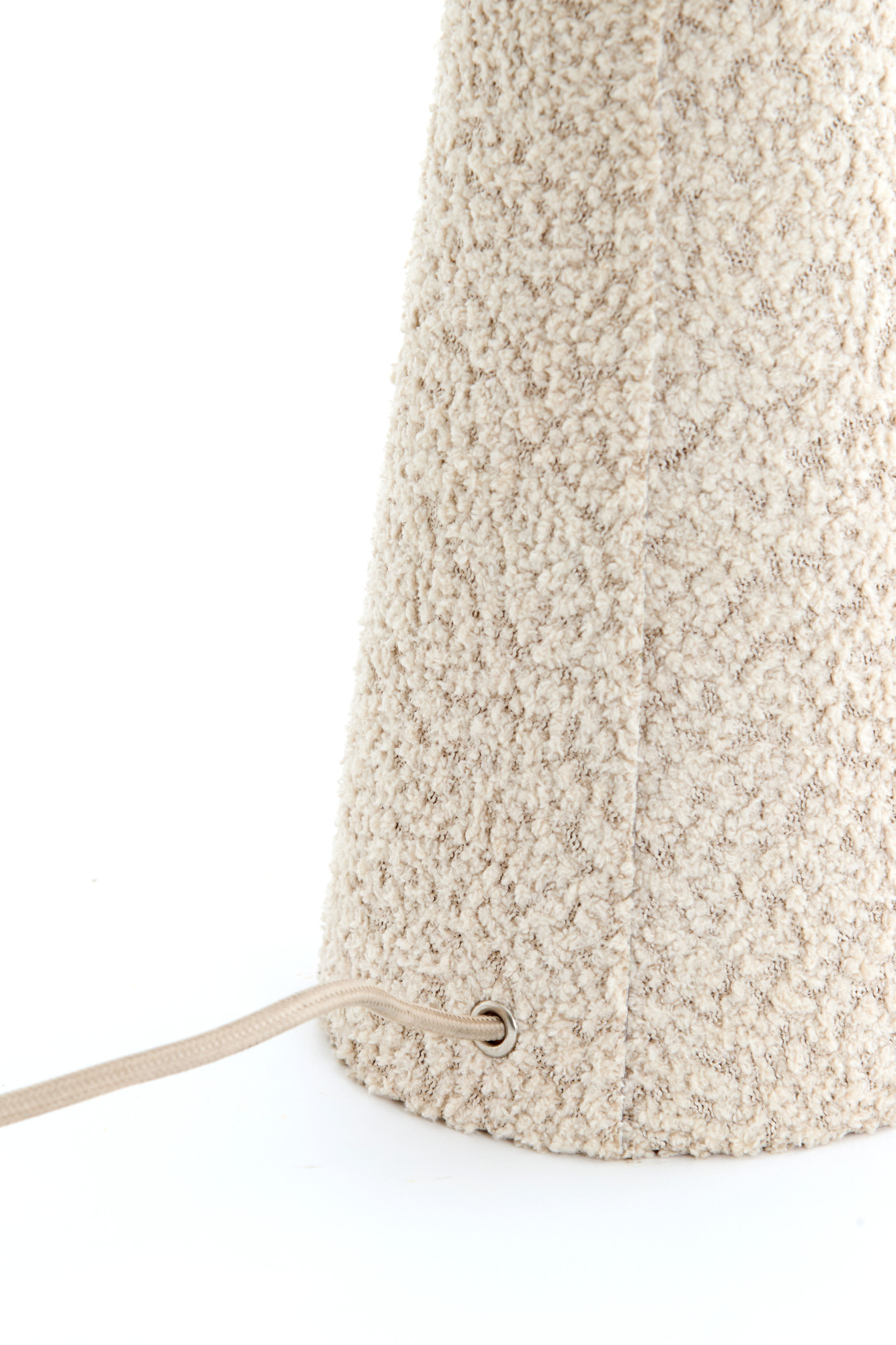 Lámpara de mesa cilíndrica de tela beige Light & Living Micky - Imagen 6