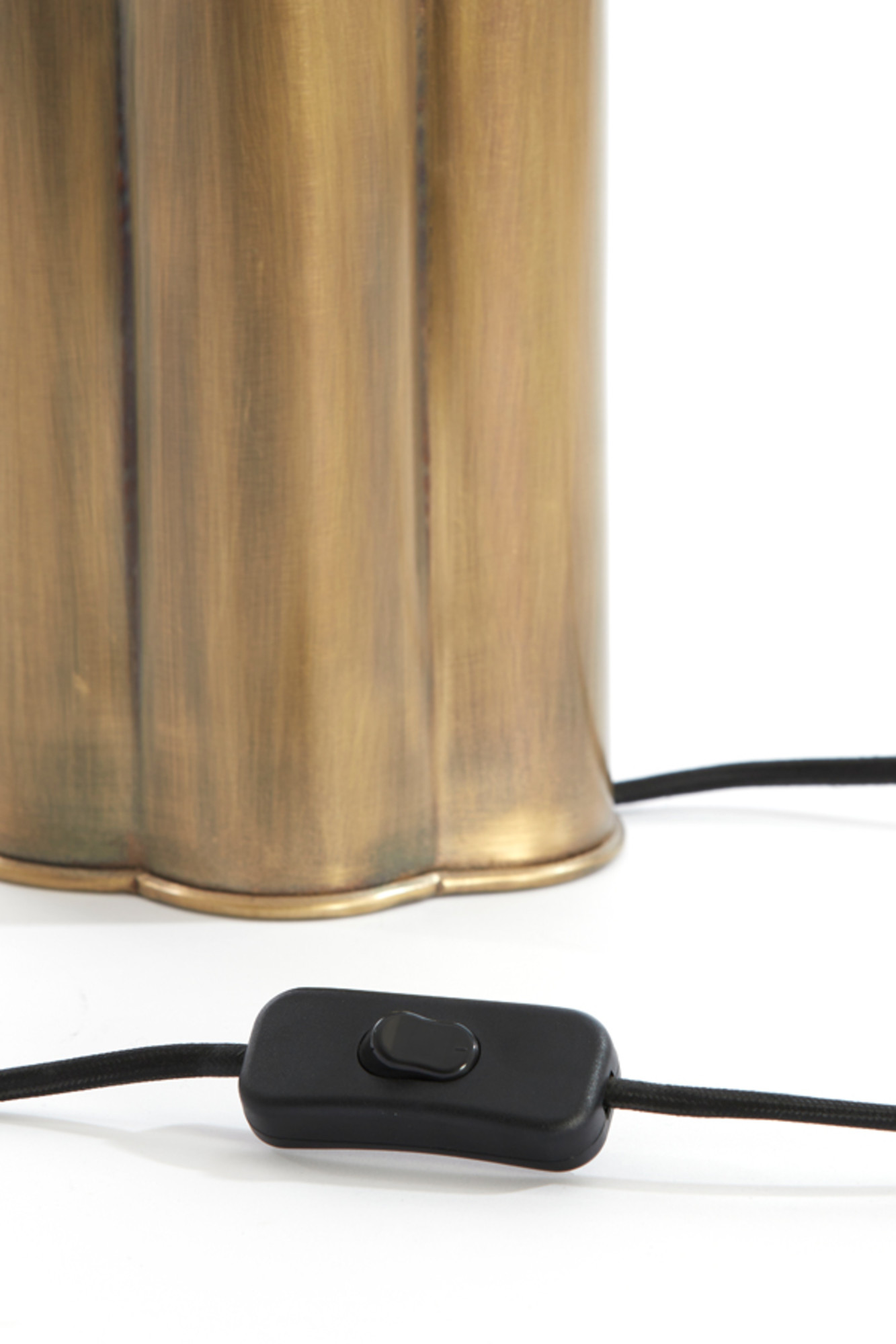 Pantalla metálica dorada elegante Light & Living Fringe - Imagen 7