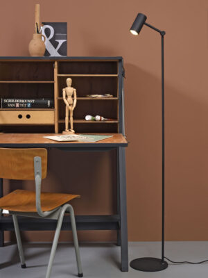 it'saboutromi-lámparadepie-montreux-negro-metal-lámparadelectura-gu10-montreux/f/b-03