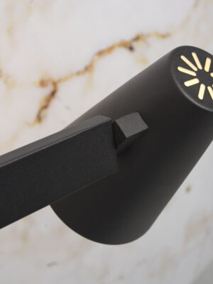 it'saboutromi-apliquedepared-biarritz-negro-metal-lámparadecabecera-e14-biarritz/wa/b-06