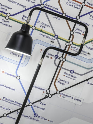 it'saboutromi-lámparadepie-london-negro-metal-lámparadelectura-e27-london/f/b-08