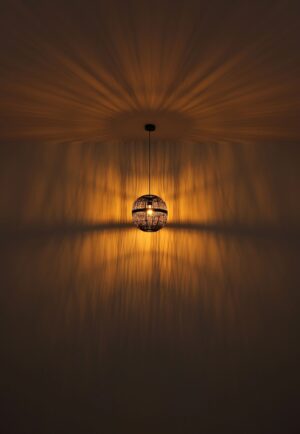 globo-lámparacolgante-hermiii-negro-metal-ø30cm-e27-14994h1-1