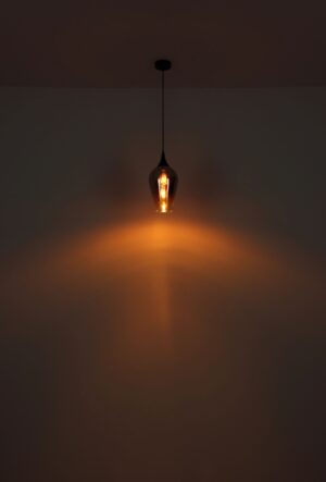 globo-lámparacolgante-lavus-negro-vidrio-ø18cm-e27-15552h3-1