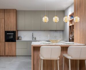 globo-lámparacolgante-virina-dorado-vidrio-granlámparadecomedor-led-16047-4h-1