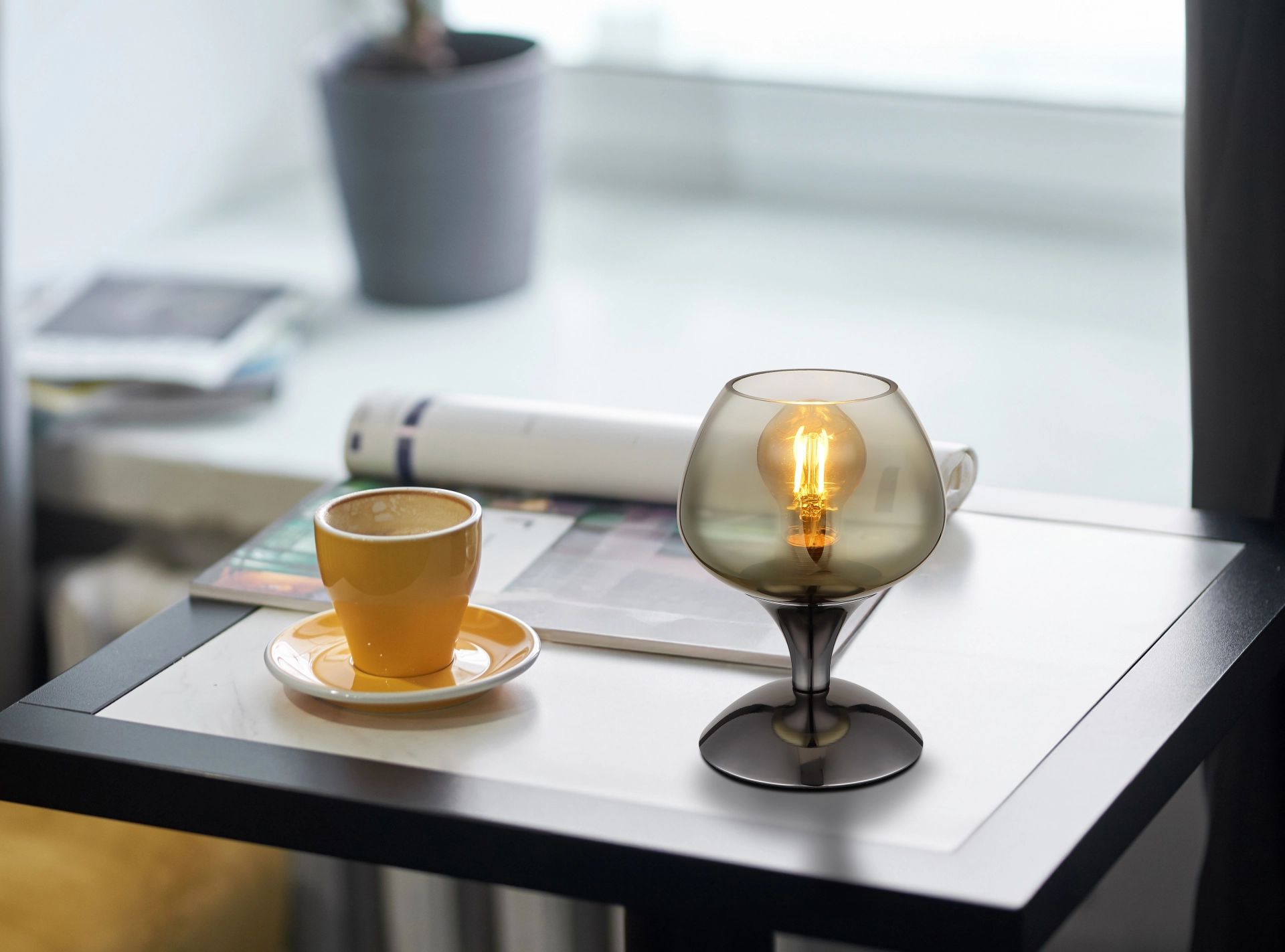 globo-lámparademesa-maxy-verde-vidrio-ø15cm-e27-15548t3-1