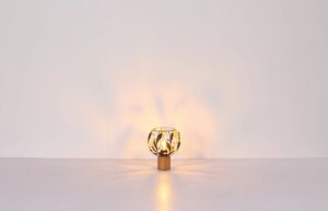 globo-lámparademesa-mika-marrón-madera-ø20cm-e27-15759t-1