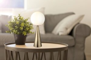 globo-lámparademesa-pinpal-bronce-metal-ø20cm-e27-21031m-1