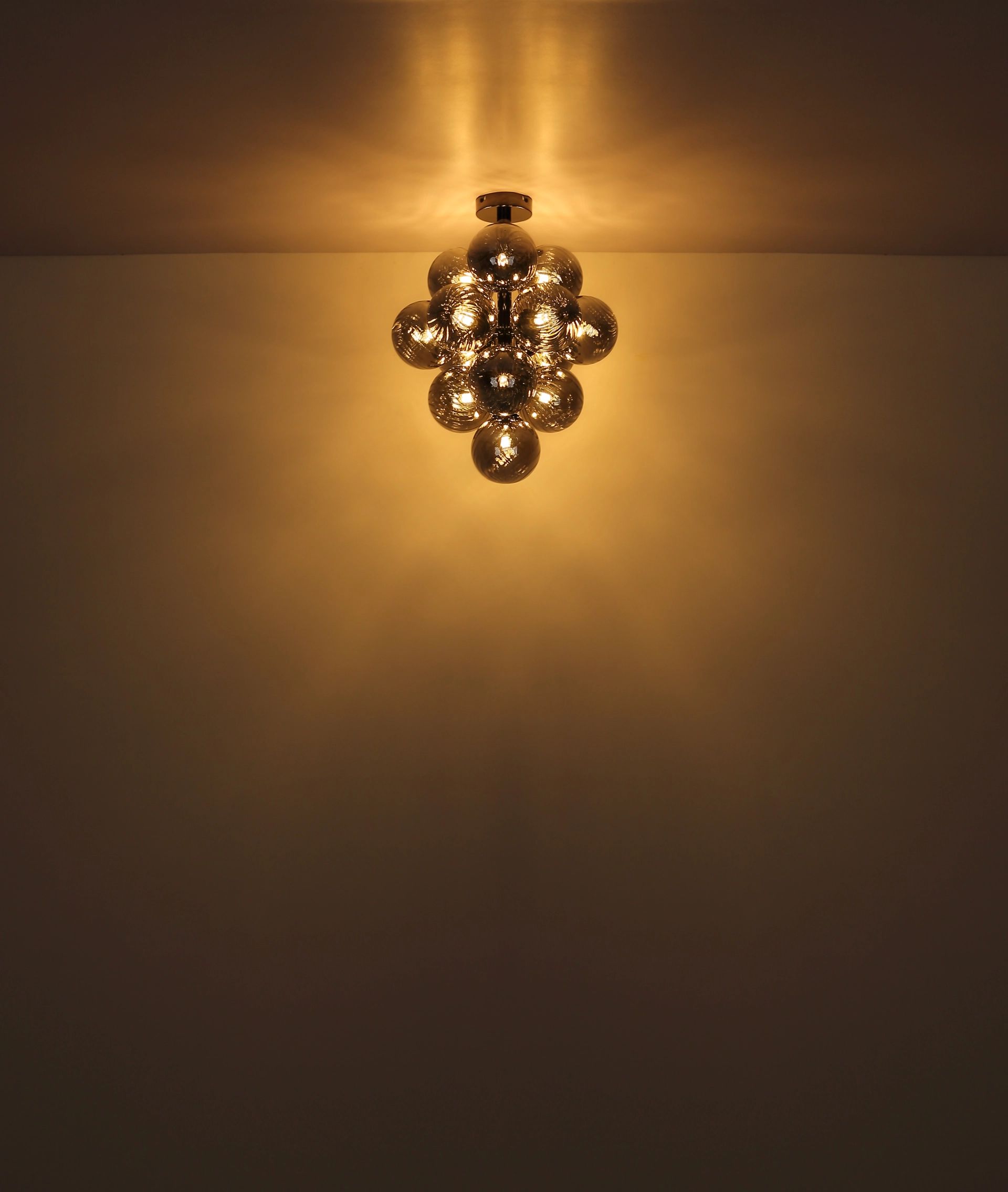 globo-plafón-conor-antracita-vidrio-ø40cm-g9-56146dg-1