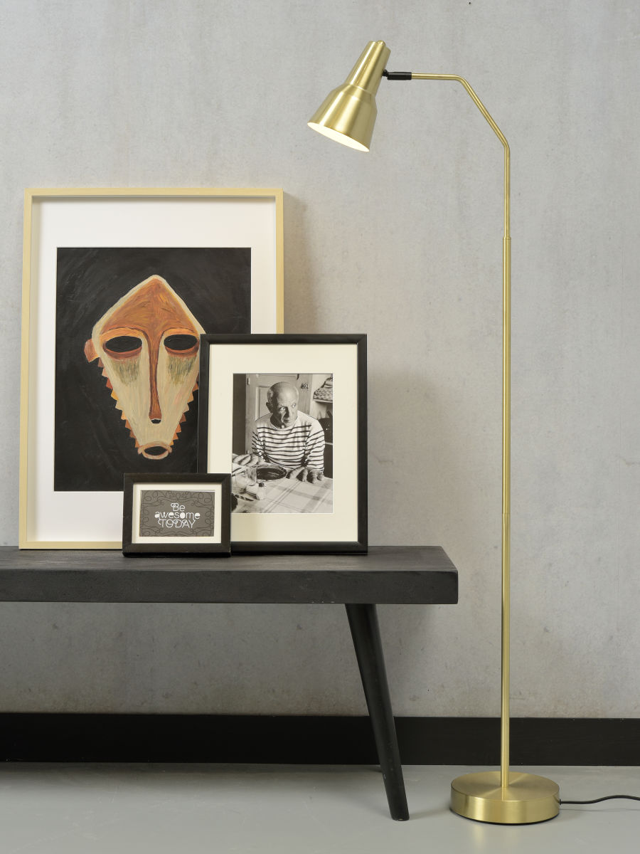 it'saboutromi-lámparadepie-valencia-dorado-metal-lámparadelectura-e14-valencia/f/go-08