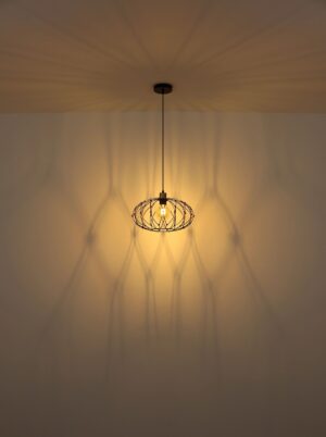 lámparacolganteindustrialvintageconacentosdoradosgreys-1