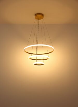 lámparamodernadetechocondiseñoencolordoradocorine-1