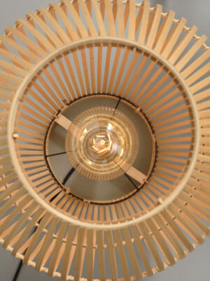 good&mojo-lámparadepie-tuvalu-natural/negro-bambú-ø42cm-e27-tuvalu/f50/n-06