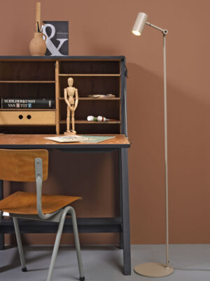 it'saboutromi-lámparadepie-montreux-gris-metal-lámparadelectura-gu10-montreux/f/s-03