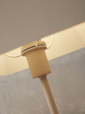 it'saboutromi-lámparademesa-perth-gris-metal-lámparadeescritorio-e14-perth/t/s-05