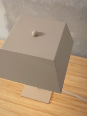 it'saboutromi-lámparademesa-perth-gris-metal-lámparadeescritorio-e14-perth/t/s-06