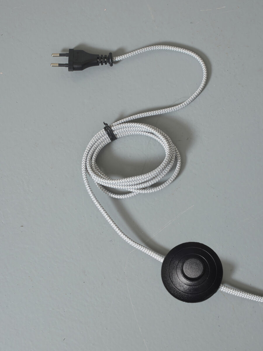 it'saboutromi-lámparadepie-lisbon-verde-metal-ø18cm-e14-lisbon/f/sg-10