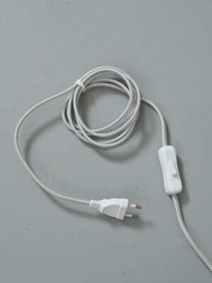 it'saboutromi-lámparademesa-perth-blanco-metal-lámparadeescritorio-e14-perth/t/w-07