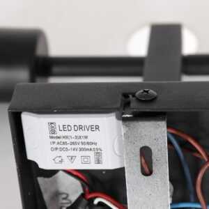 apliquédeparednegroconpantalladebambúyluzdelecturasteinhauerstang-16