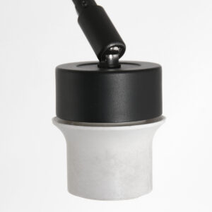 lámparadearconegraconpantallacolorcremaelegantesteinhauerprestigechic-4