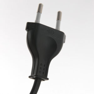 lámparadepieconpantallafinadebambúybaseestilizadasteinhauerprestigechic-15