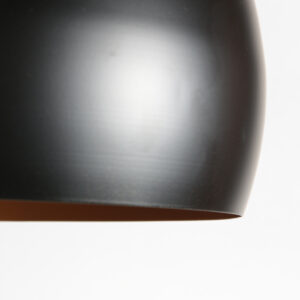 pantalladelámparanegraconinteriordoradosteinhauer-12