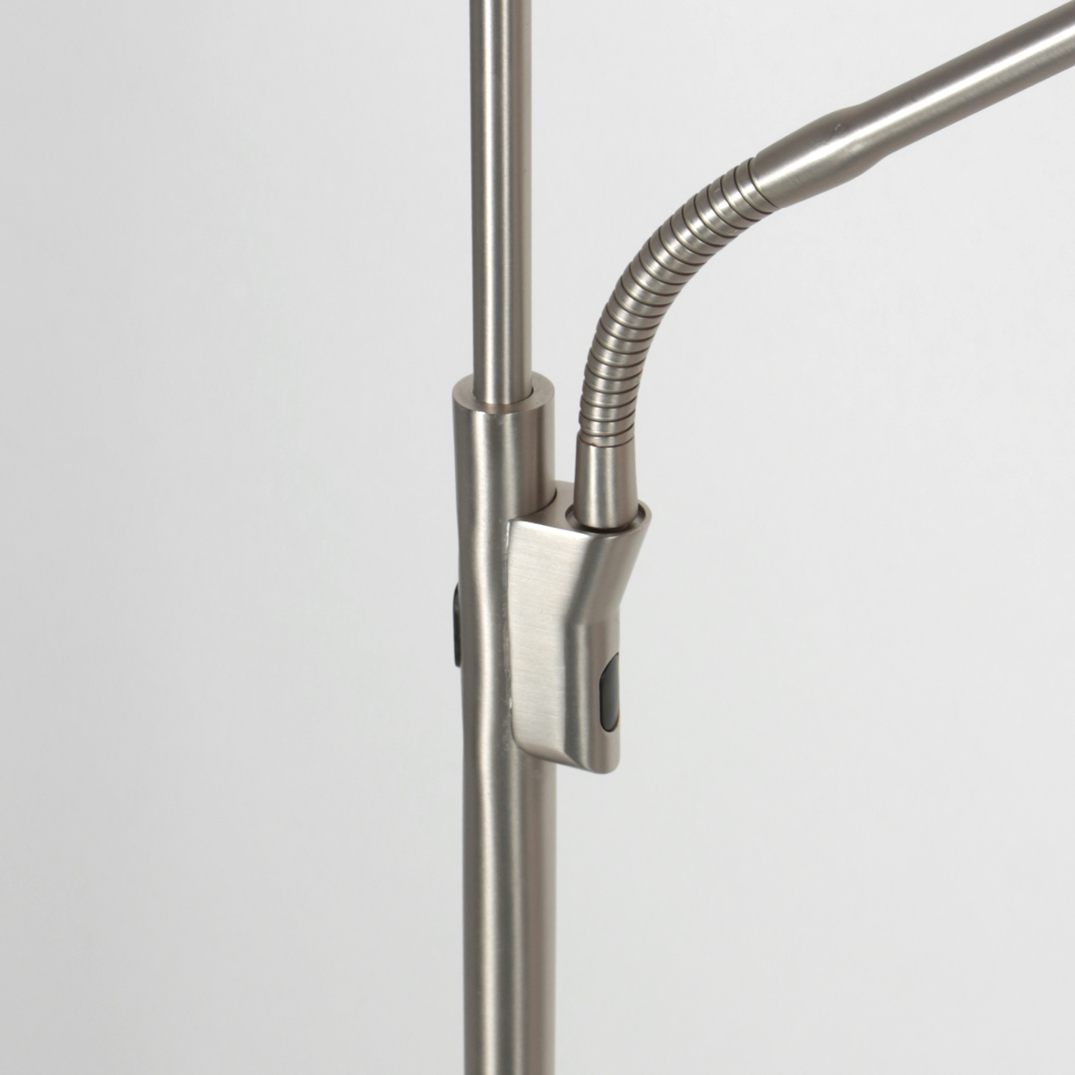 focodesuelodeacerosteinhauerzenithconlecturauplight-6