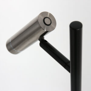 lámparadepiededoslucesnegracondetallesdeaceromexlitelumo-4