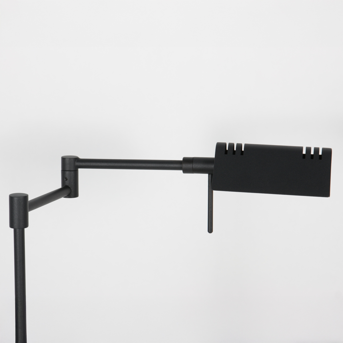 mexlite-lámparadepie-glowgo-negro-metal-lámparadelectura-led-4603zw-16