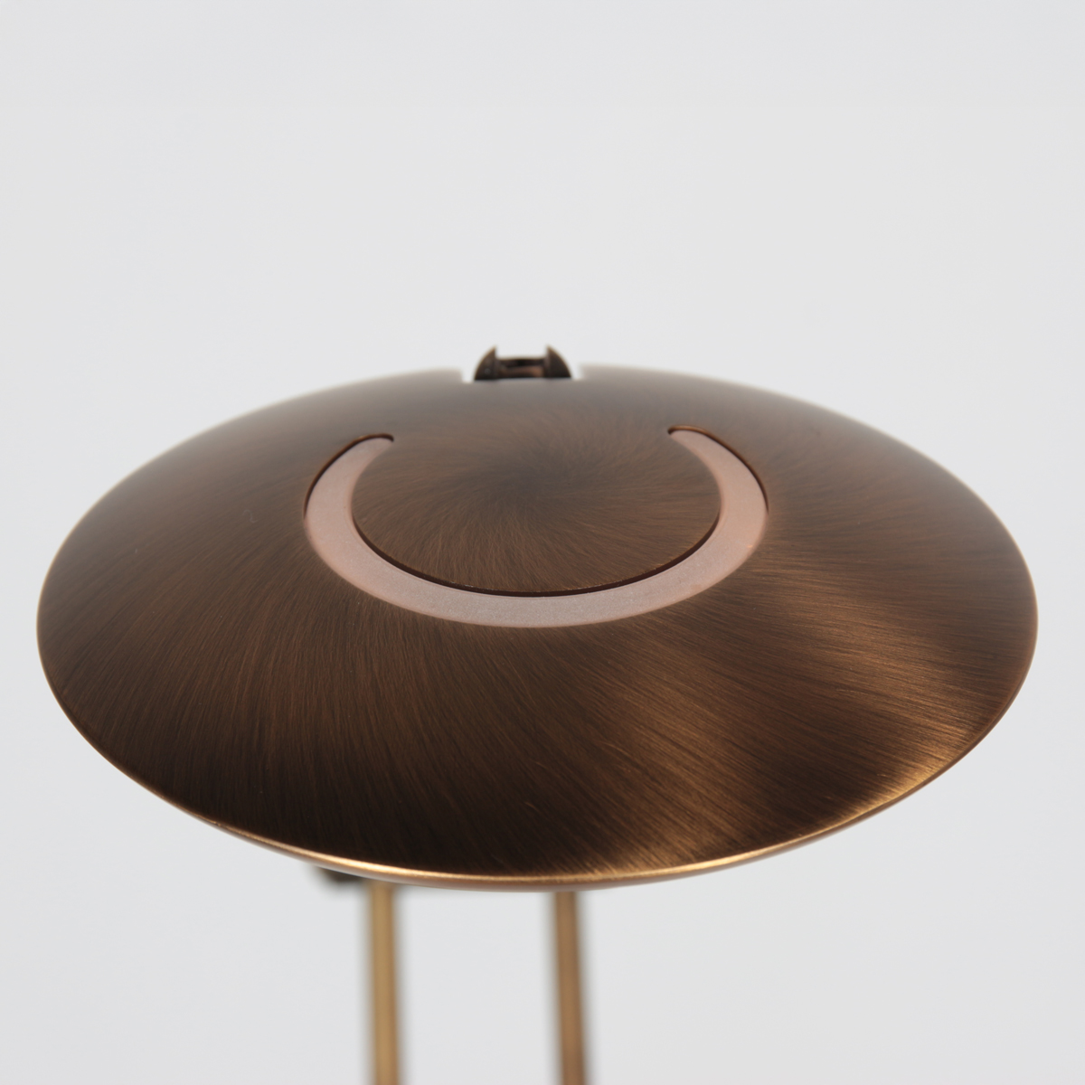 steinhauerexclusive-lámparademesa-zenith2-bronce-plásticometal-lámparadeescritorio-led-4393br-4