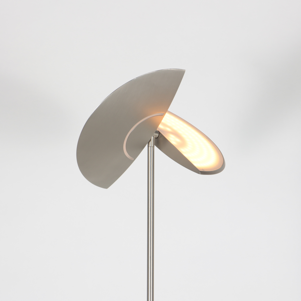 steinhauerexclusive-lámparadepie-zenith2-acero-plásticometal-lámparadediseño-led-4390st-4