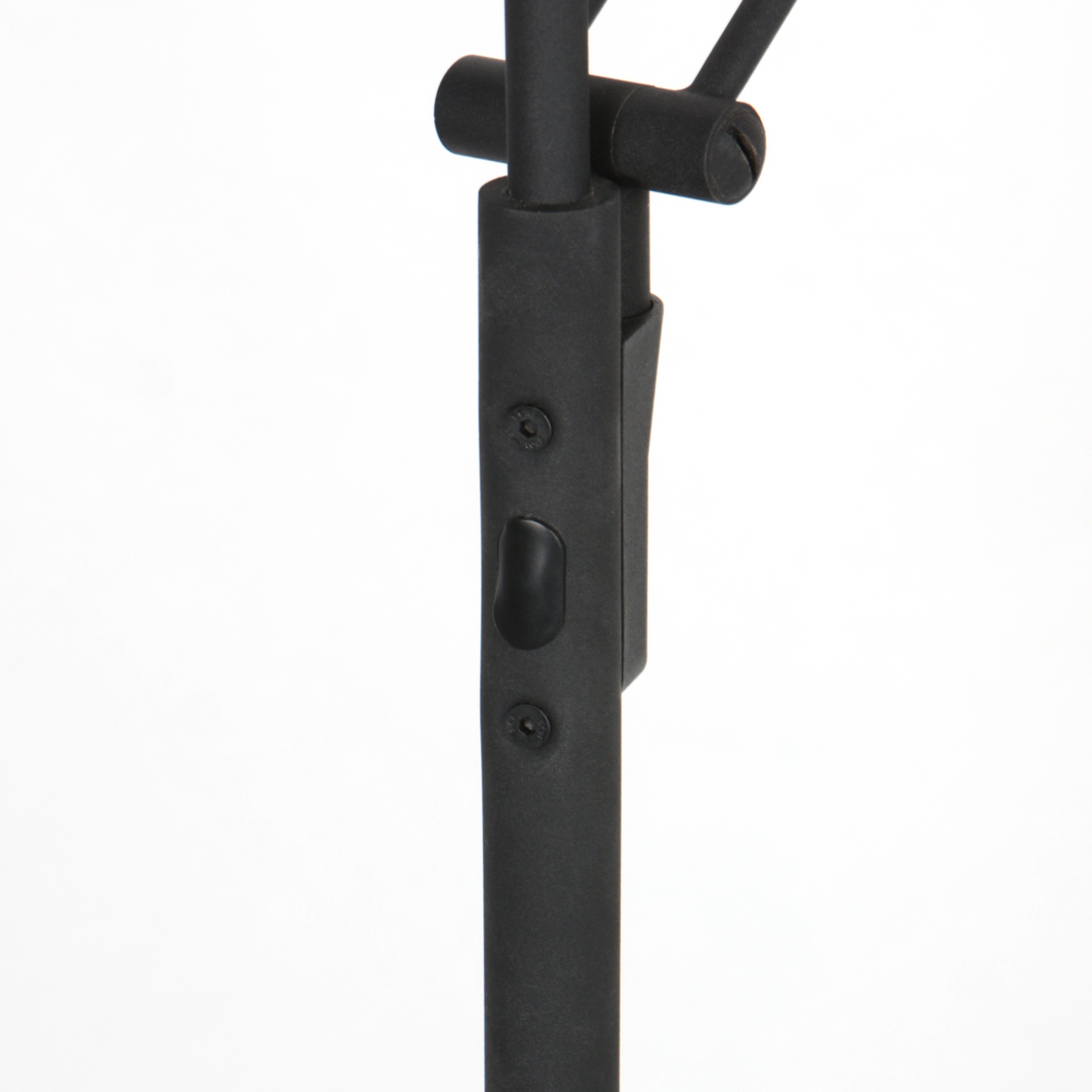 steinhauerexclusive-lámparadepie-zenith2-negro-plásticometal-lámparadediseño-led-4390zw-11